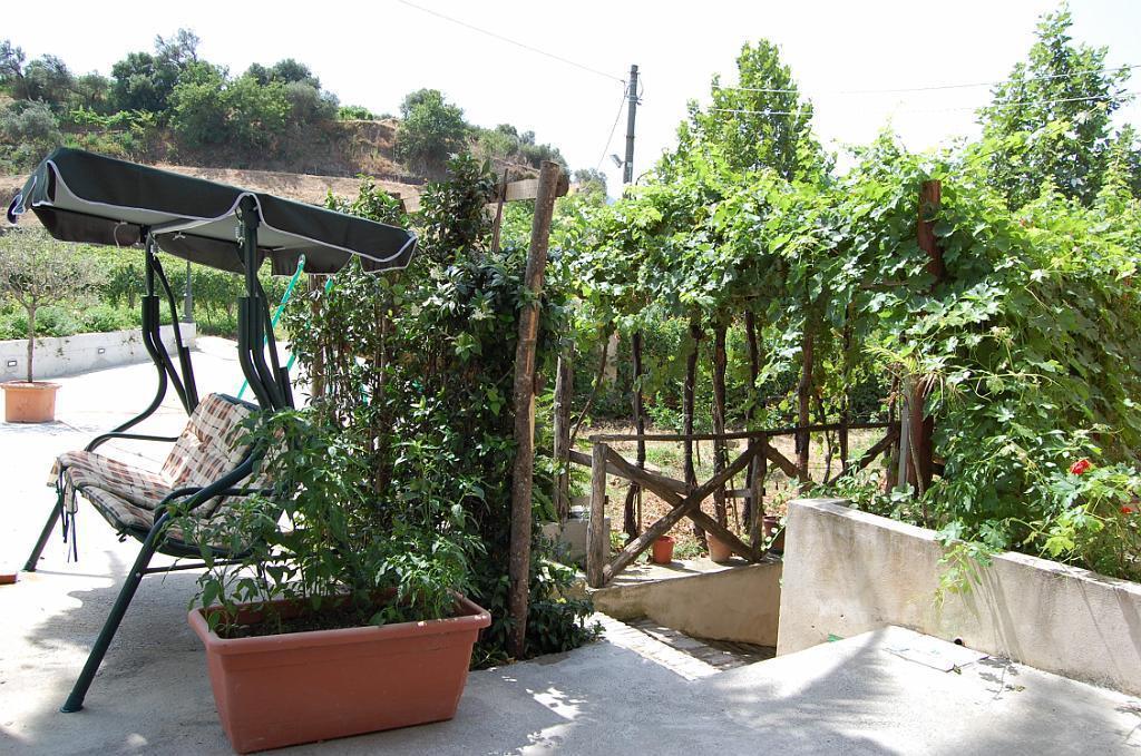 Agriturismo Parra Santa Lucia del Mela Екстериор снимка