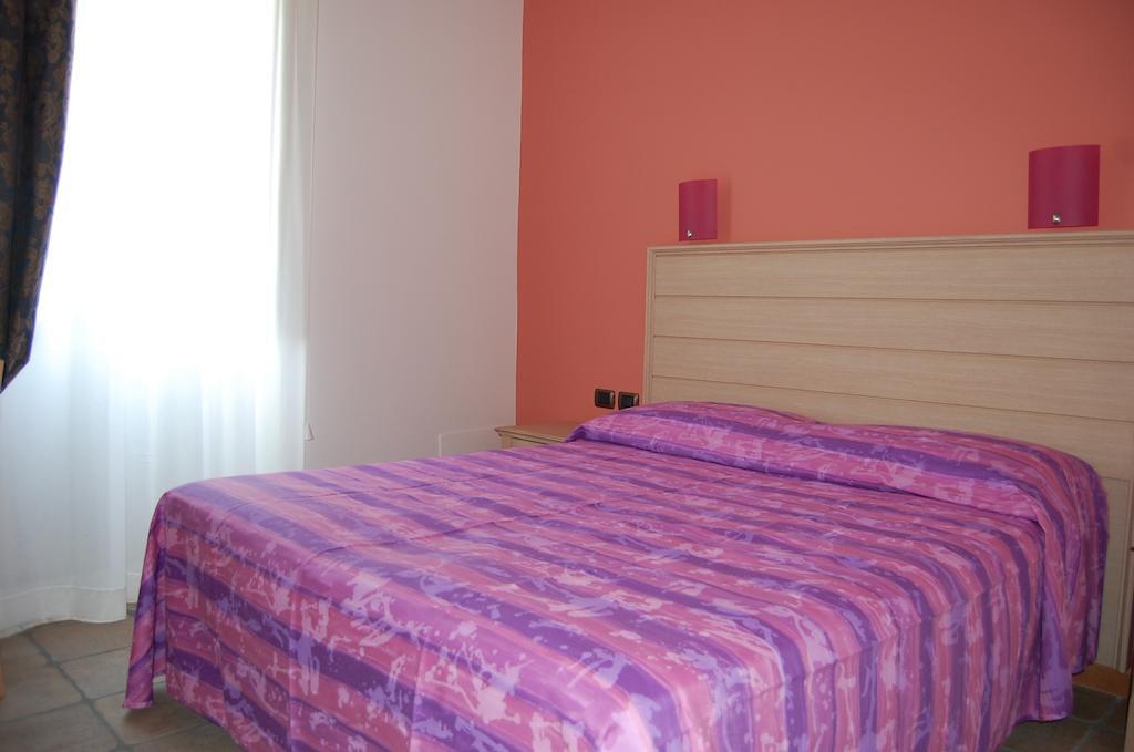 Agriturismo Parra Santa Lucia del Mela Екстериор снимка